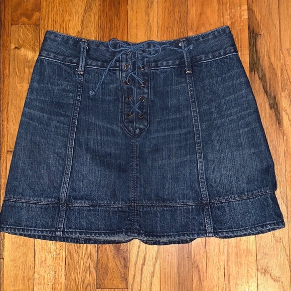 Abercrombie & Fitch front lace-up skirt - Picture 2 of 6